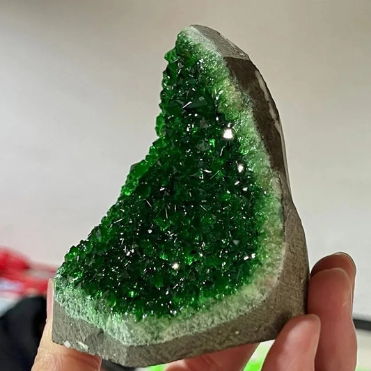 200-300g Green Geode Quartz crystals decor Cluster Crystal Stones Trendy Home Decoration Carved Crafts