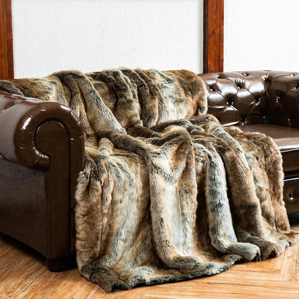 Battilo Faux Fur Blanket Luxury Fluffy Plaid Throw Blanket Winter Thick Warm Sofa Blanket Plush Fur Throws for Bed Bedroom Decor